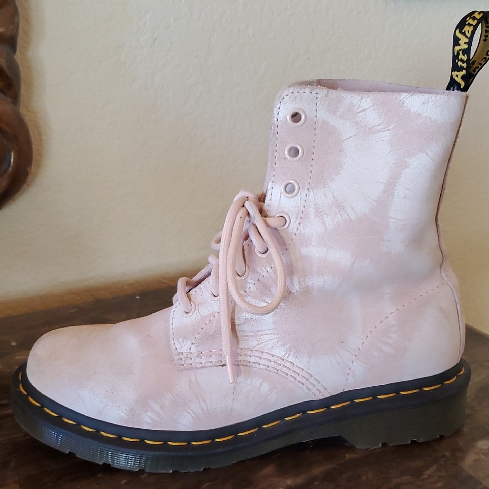 Dr Martens Tie Dye Pascal Boots